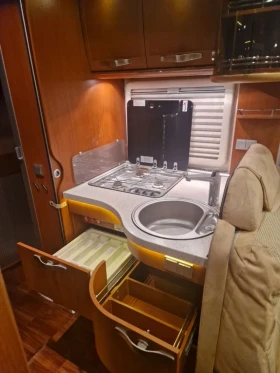 Кемпер HYMER / ERIBA B 678, снимка 9