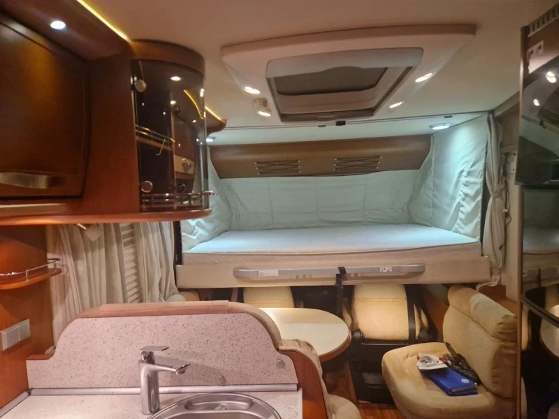 Кемпер HYMER / ERIBA B 678, снимка 11 - Каравани и кемпери - 55044704