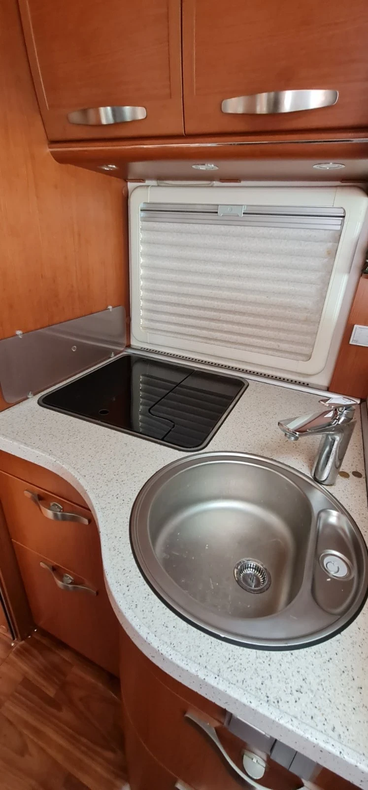 Кемпер HYMER / ERIBA B 678, снимка 7 - Каравани и кемпери - 55044704