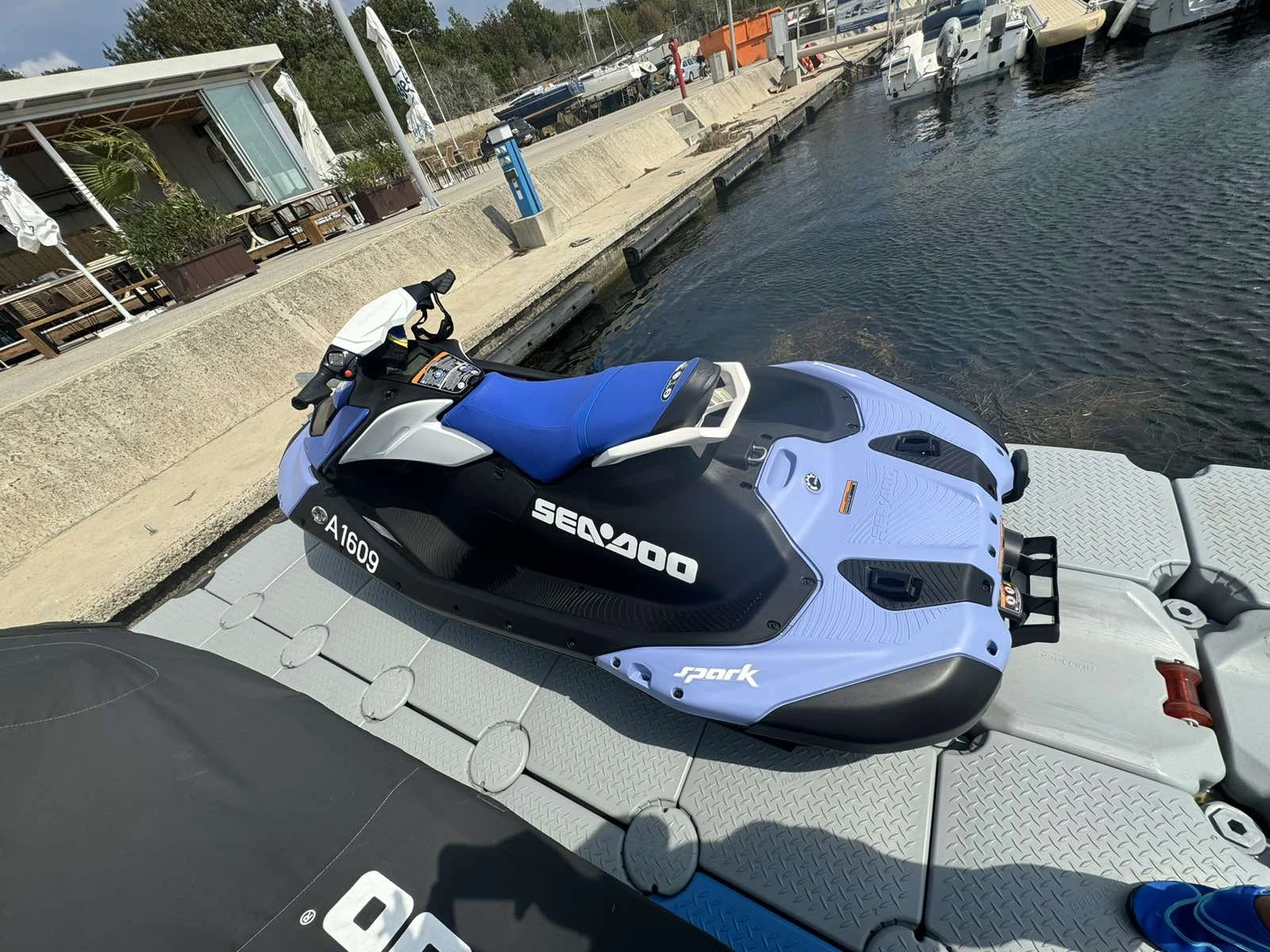 Джет Bombardier Sea Doo Spark - изображение 7