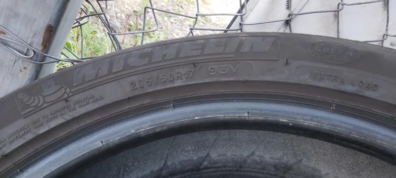 Гуми Летни 205/50R17, снимка 6 - Гуми и джанти - 29888595