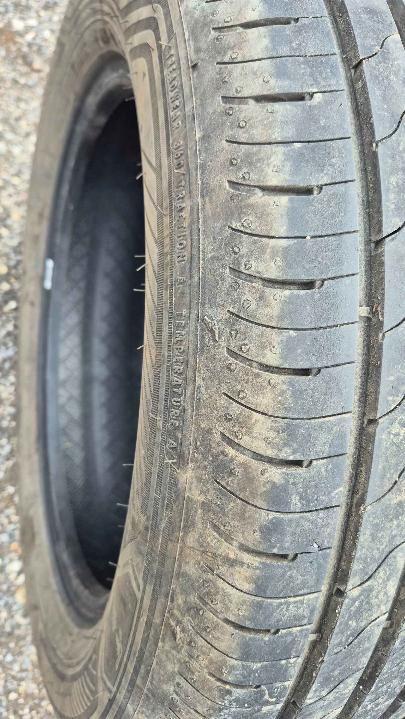 Гуми Летни 235/60R18