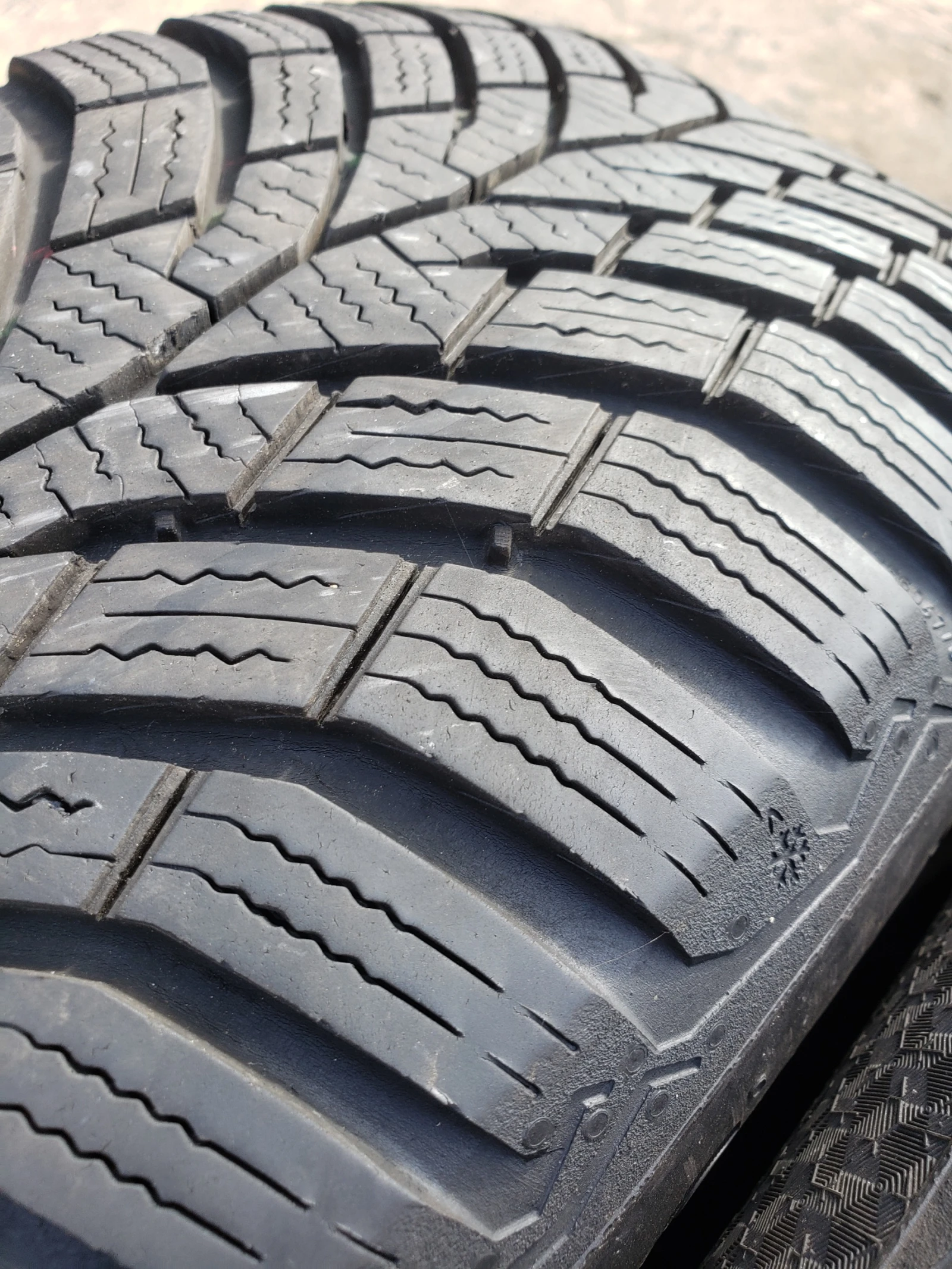 ���� 205/60R16 | Mobile.bg � ����������� 6