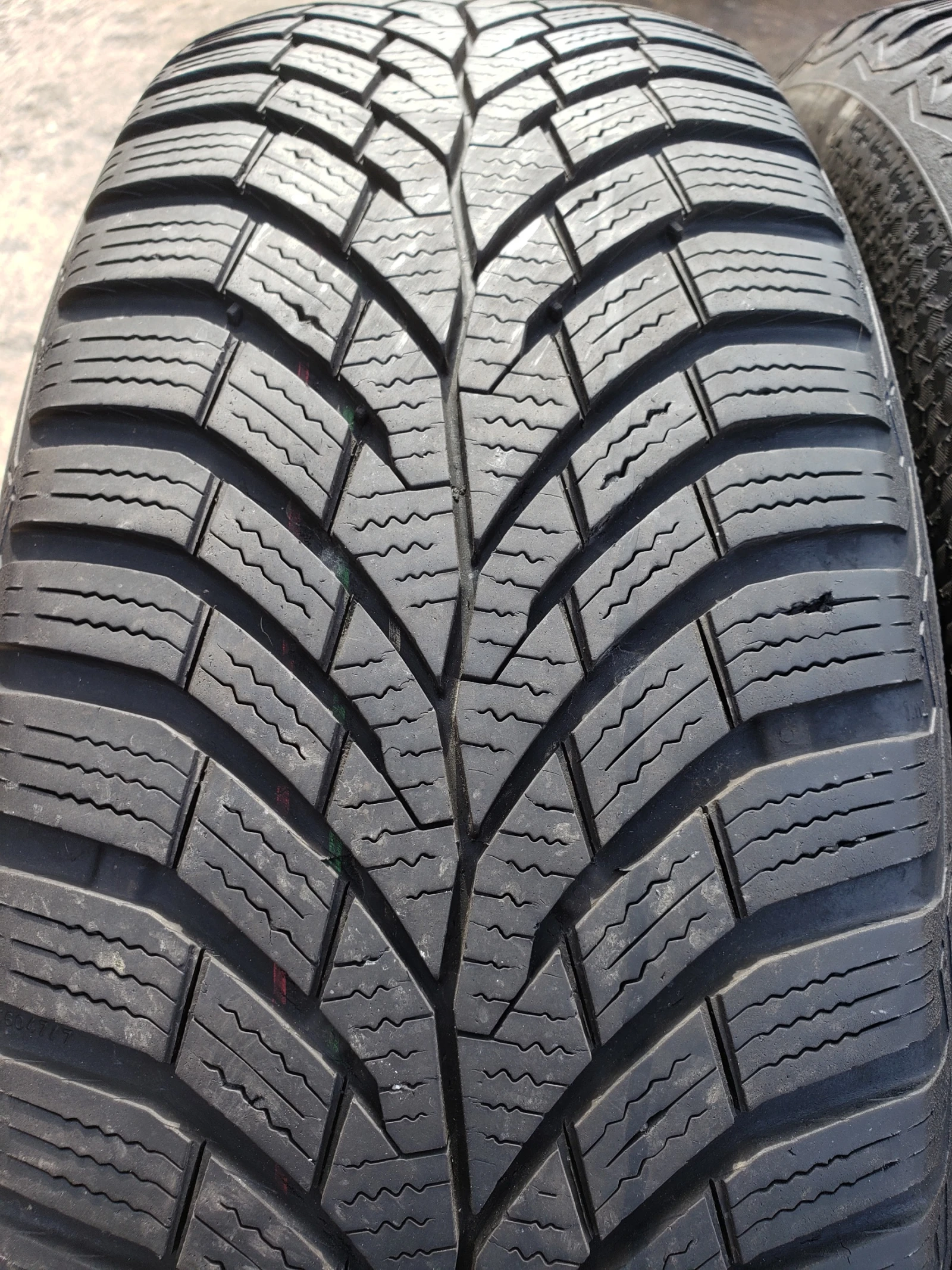 Гуми Зимни 205/60R16