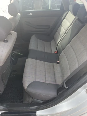 Audi A6 Allroad 2.5 TDI Quattro Ръчка - 2560 € / 5006.92 лв. - 64034420 11