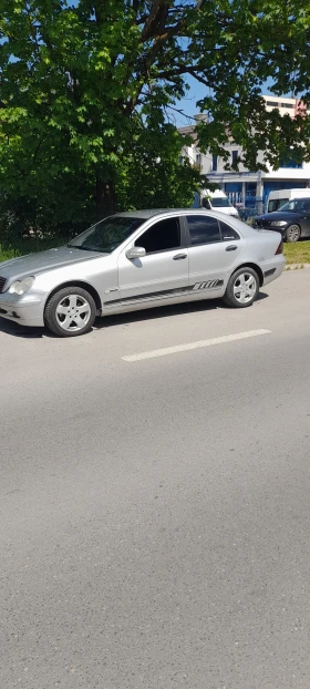 Mercedes-Benz 220 2.2 | Mobile.bg � ����� ������ 2