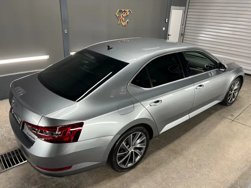 Skoda Superb Laurin&Klement, снимка 4 - Автомобили и джипове - 47381125