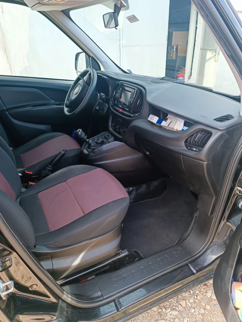 Fiat Doblo 1.6, снимка 8 - Автомобили и джипове - 47542365