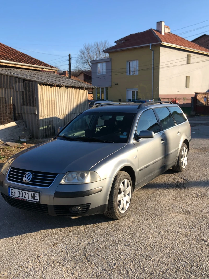 VW Passat, снимка 1 - Автомобили и джипове - 48173624