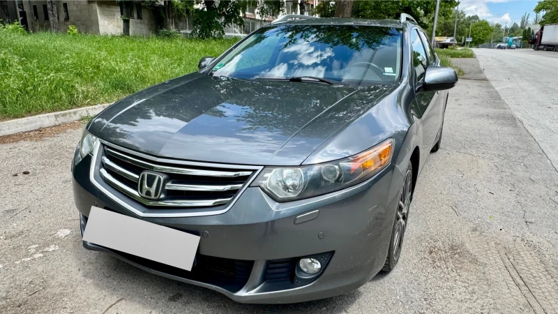 Honda Accord 2.4 I-Vtec Executive + , снимка 2 - Автомобили и джипове - 50522487