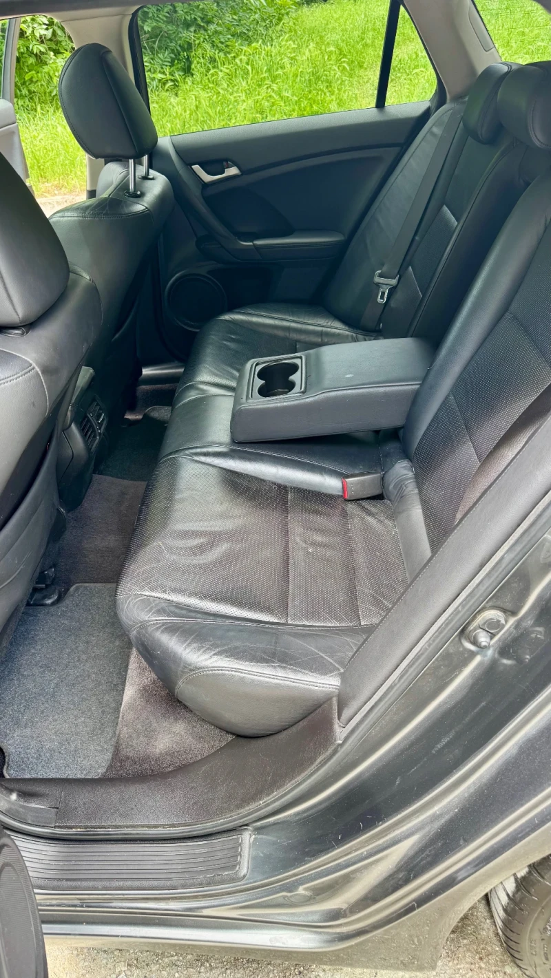 Honda Accord 2.4 I-Vtec Executive + , снимка 13 - Автомобили и джипове - 50522487