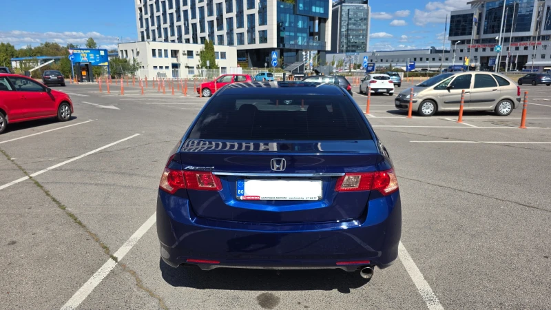 Honda Accord 2.0 i-VTEC 16V (155 Hp) AT, снимка 6 - Автомобили и джипове - 51601002