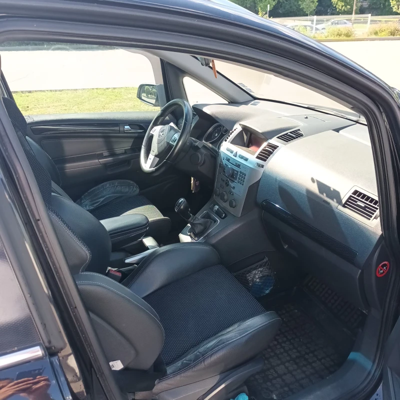 Opel Zafira 2.0T, OPC, ГАЗ, снимка 11 - Автомобили и джипове - 51980287
