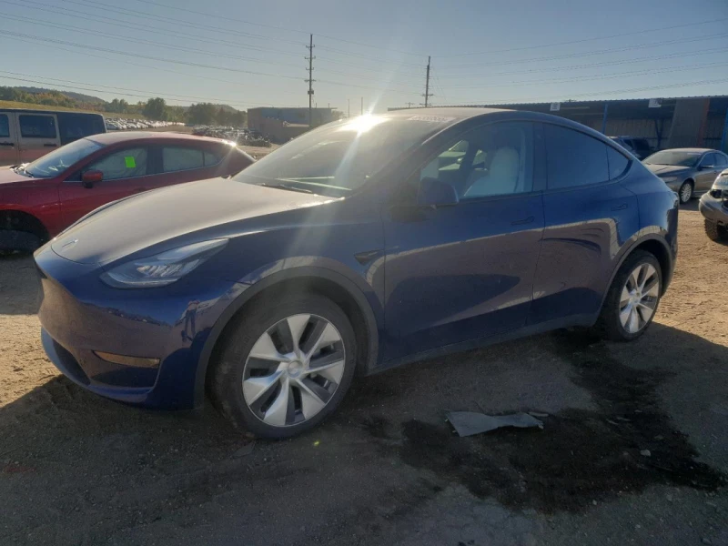 Tesla Model Y Dual Motor Long Range, снимка 3 - Автомобили и джипове - 52713744