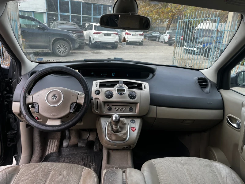 Renault Scenic, снимка 6 - Автомобили и джипове - 52906739