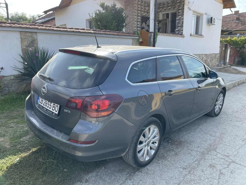 Opel Astra 1.7CDTI, снимка 3 - Автомобили и джипове - 53111349