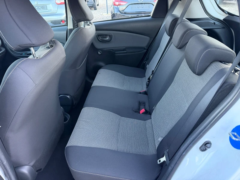 Toyota Yaris 1.5 hybrid/75hp/NAVI/EVRO6/, снимка 12 - Автомобили и джипове - 53118824