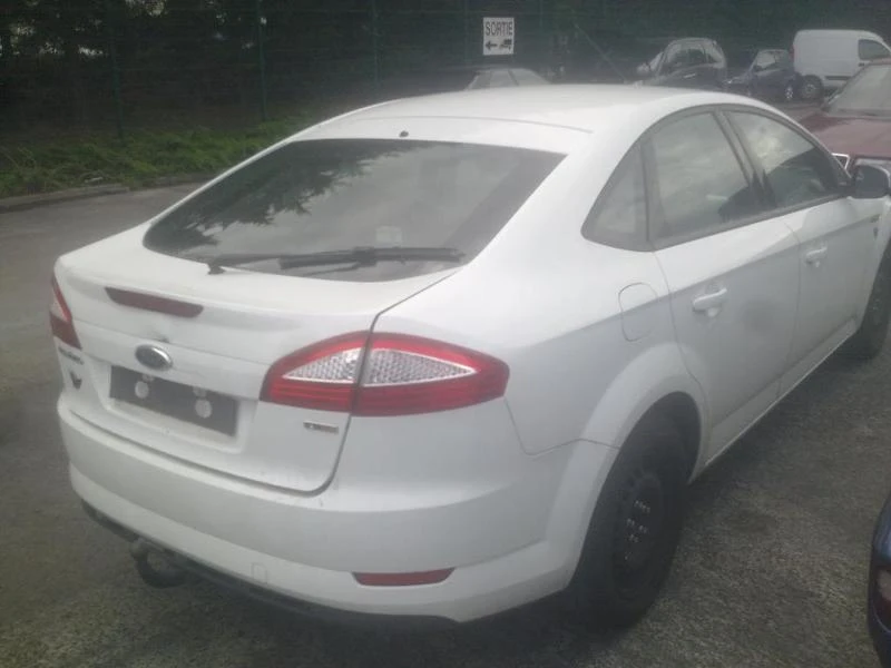 Ford Mondeo 2.0 TDCi, снимка 6 - Автомобили и джипове - 23374836