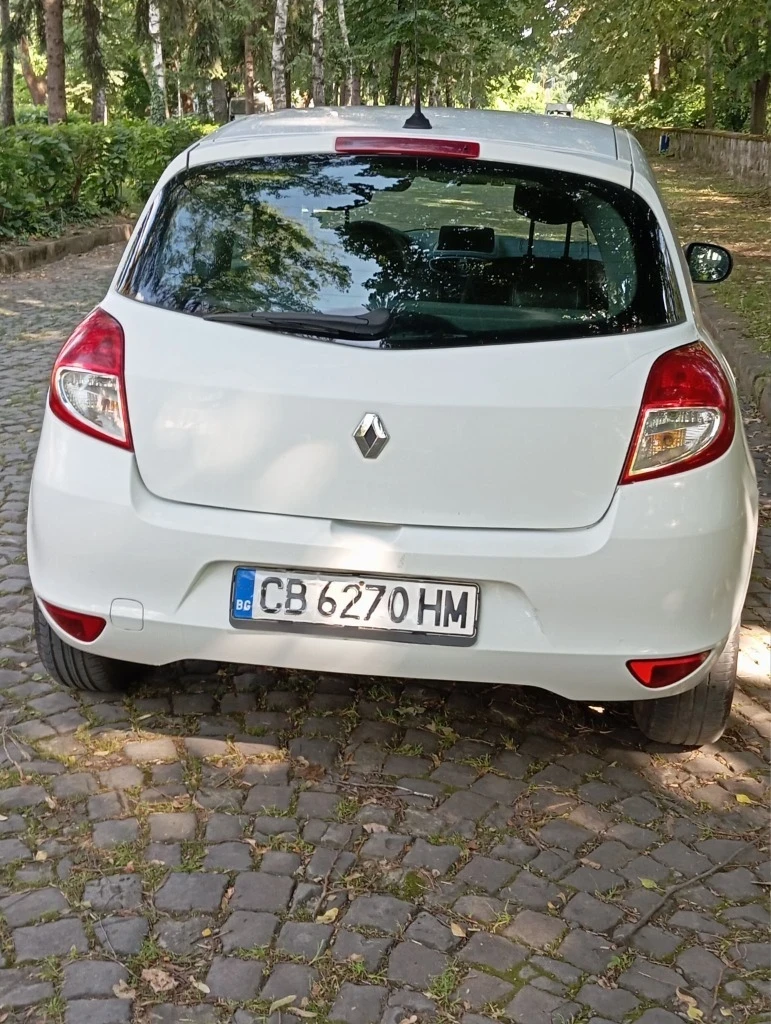 Renault Clio 1.2 75к.с - изображение 6