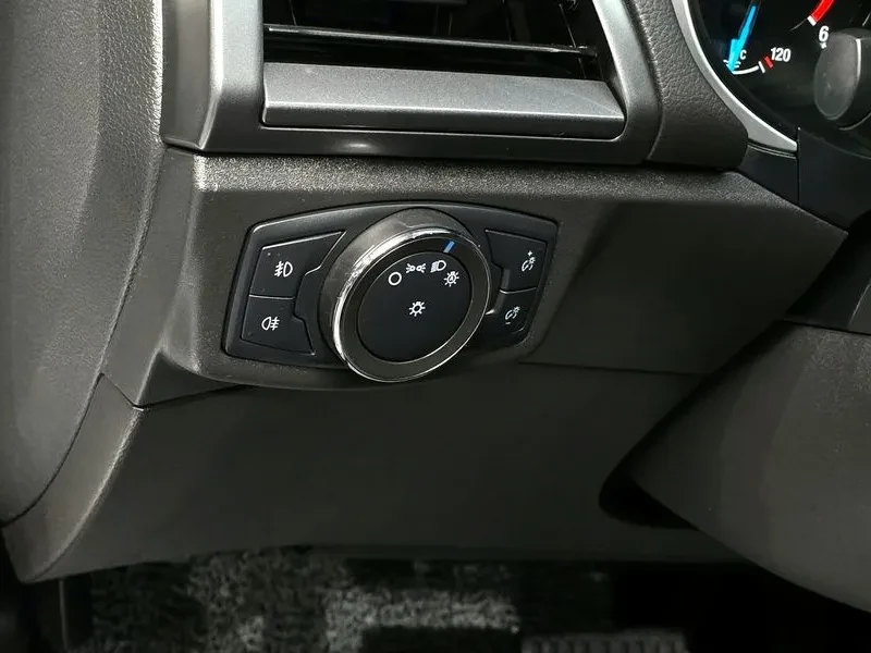 Ford Mondeo 2.0 TDCI, снимка 14 - Автомобили и джипове - 53725417