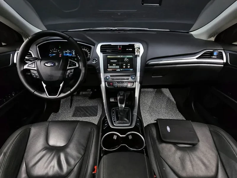 Ford Mondeo 2.0 TDCI, снимка 7 - Автомобили и джипове - 53725417