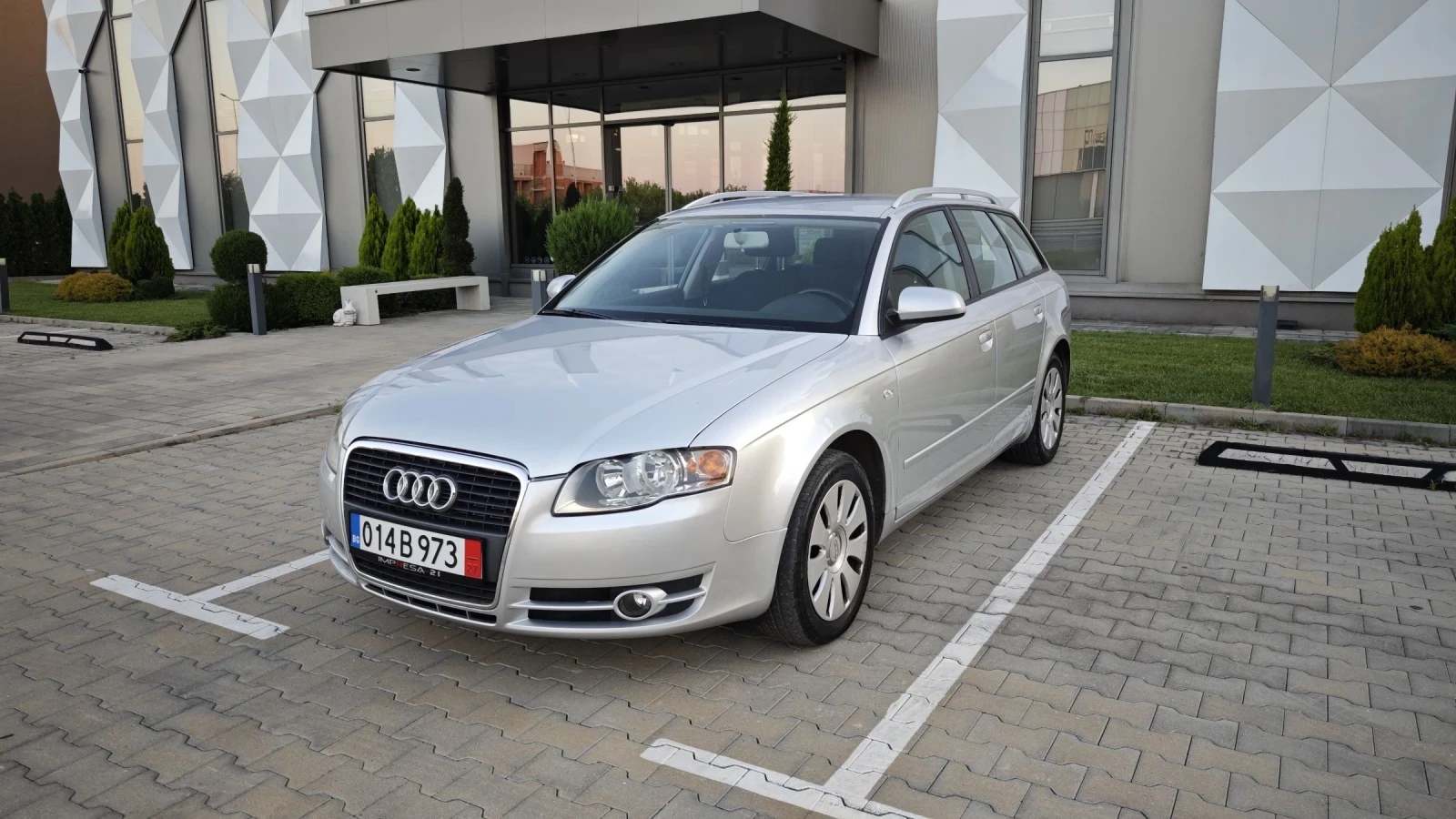 Audi A4 1.9 TDI, снимка 1