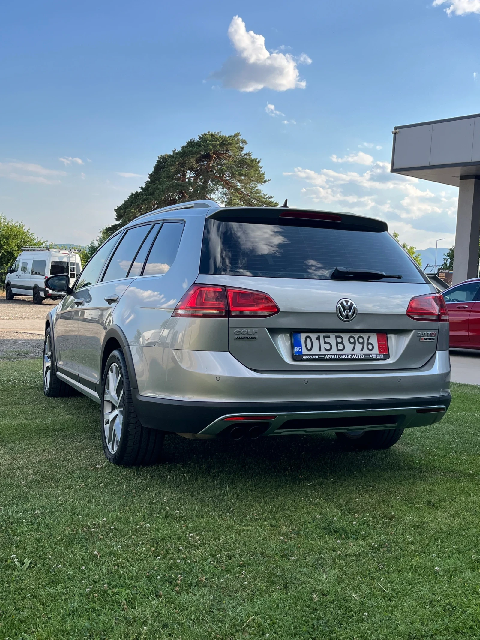 VW Alltrack 2.0 TDI 184 кс 4х4 - изображение 8