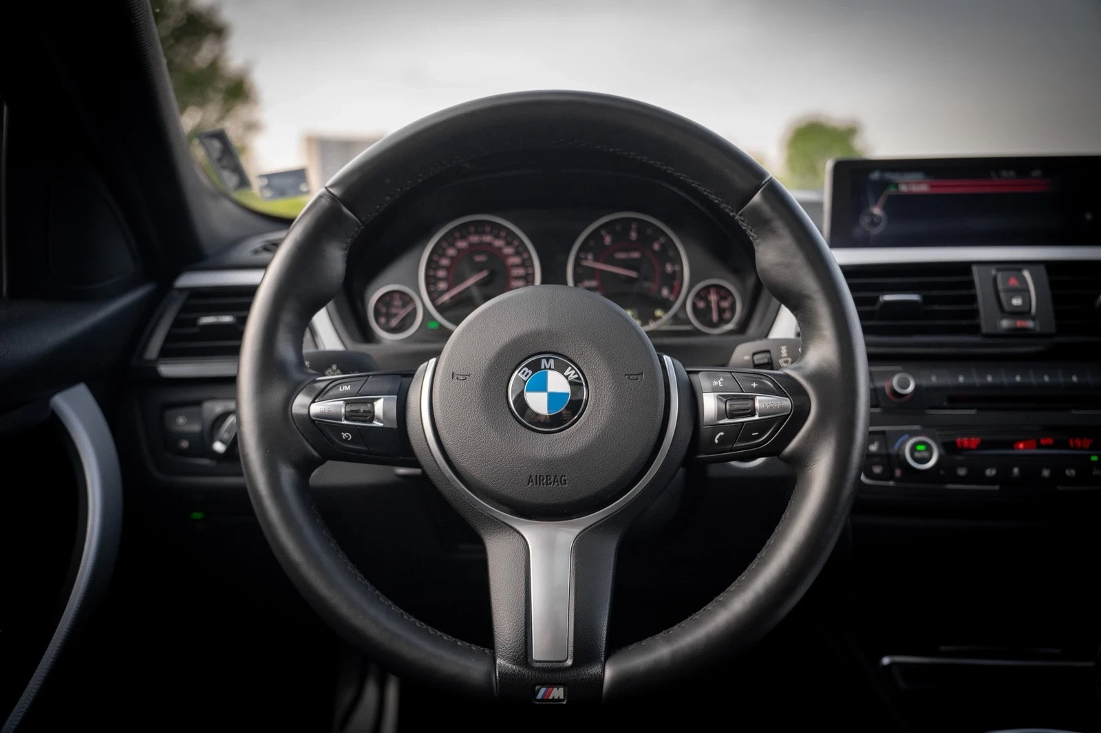BMW 320 184кс - изображение 8