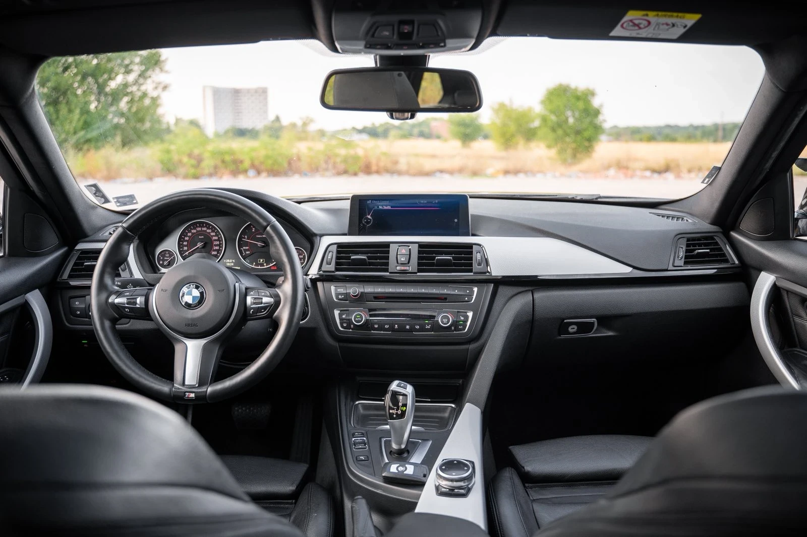 BMW 320 184кс - изображение 7