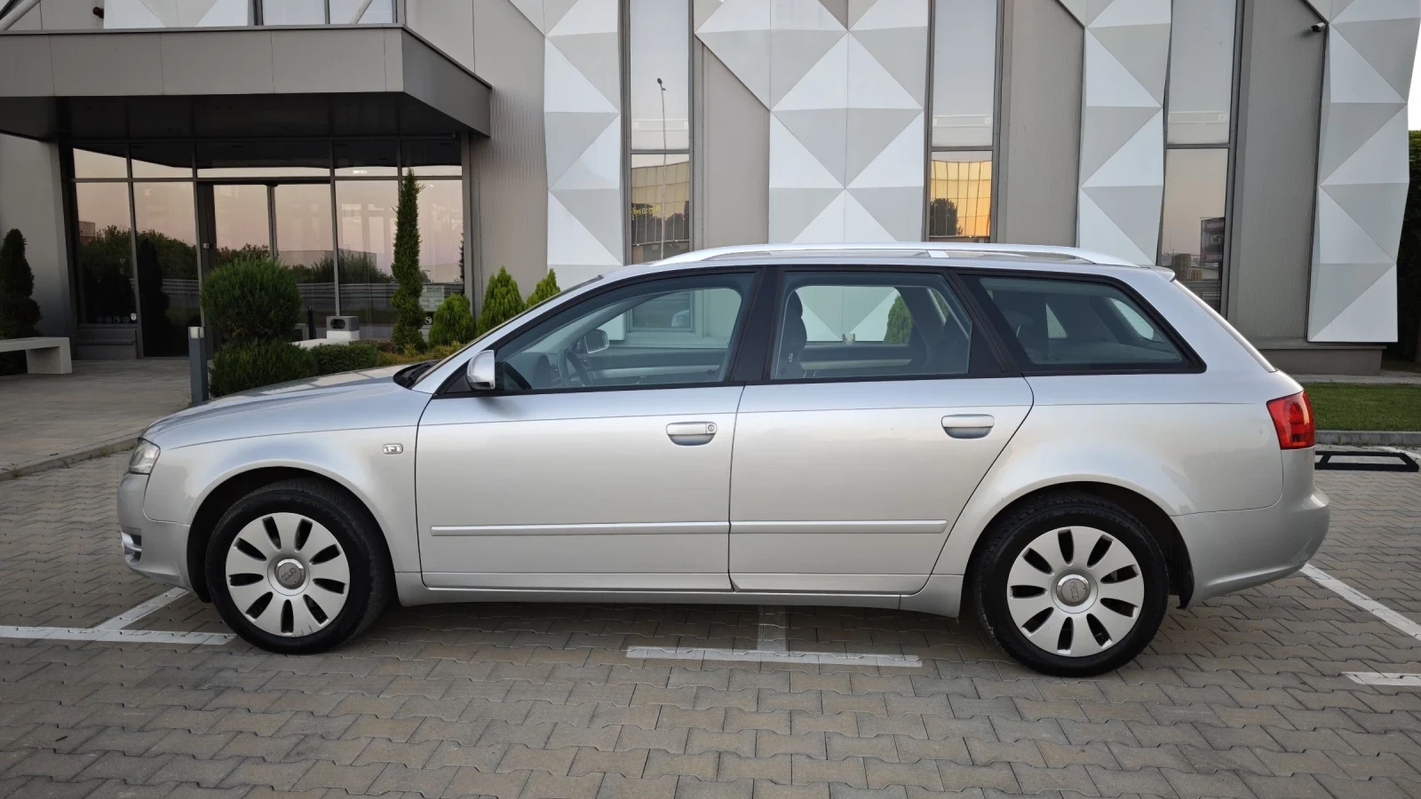 Audi A4 1.9 TDI - изображение 7