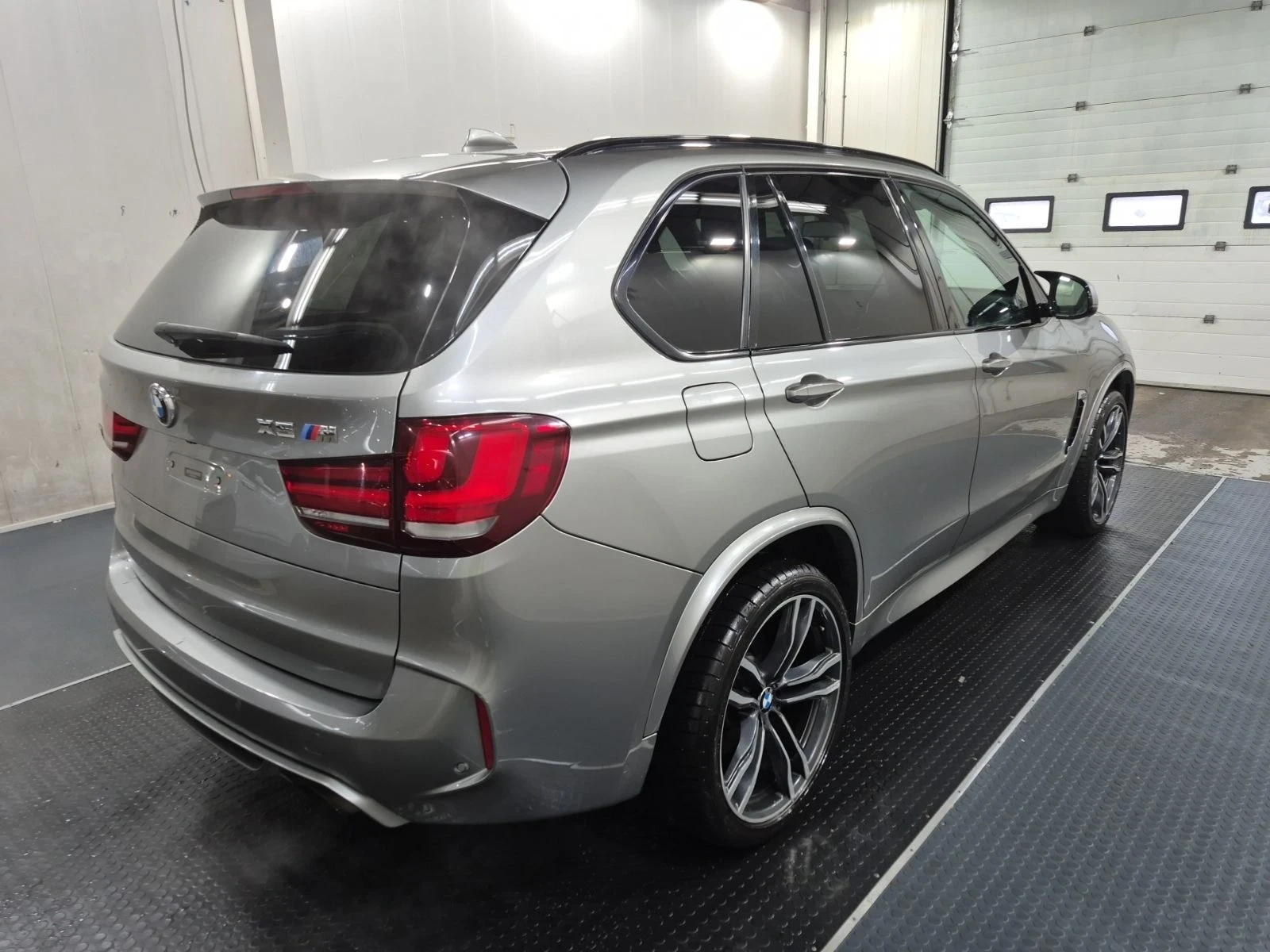 BMW X5M CARFAX  - изображение 4