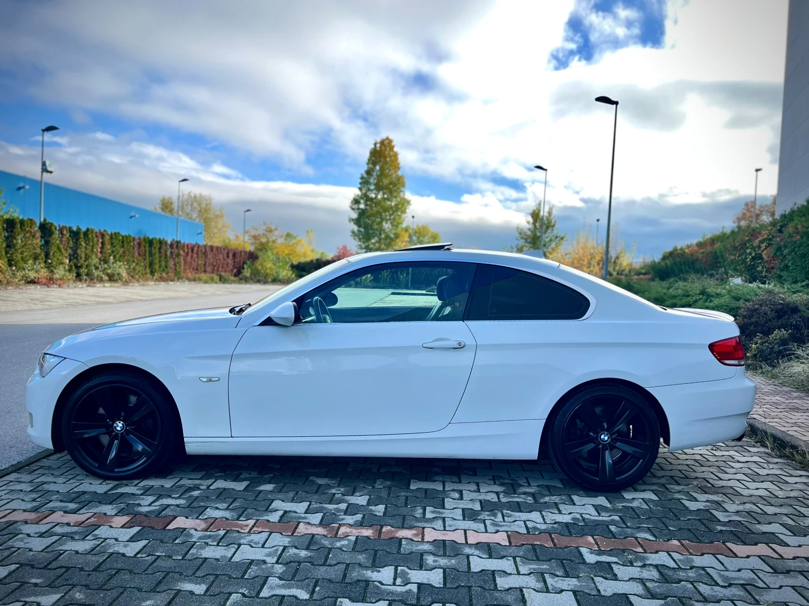 BMW 330 3.0d COUPE Лизинг през Уникредит по 320 лева - изображение 4