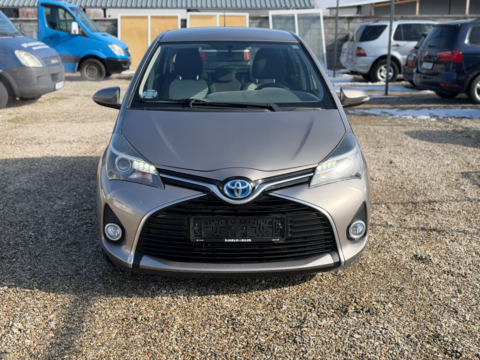 Toyota Yaris 1.5 hybrid/75hp/NAVI/EVRO6/ - изображение 2
