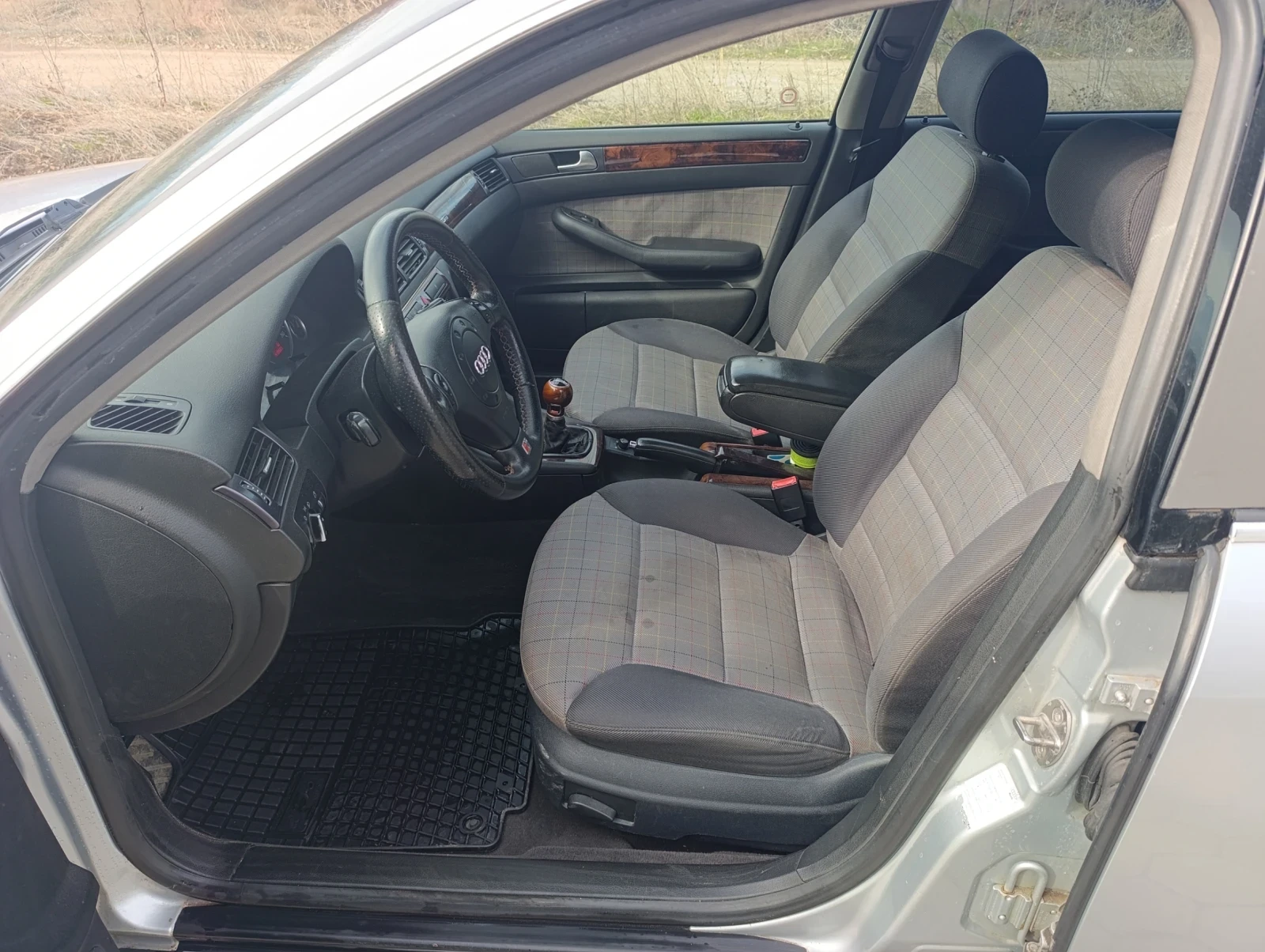 Audi A6 Allroad 2.5 TDI Quattro Ръчка, снимка 7 - Автомобили и джипове - 53685608