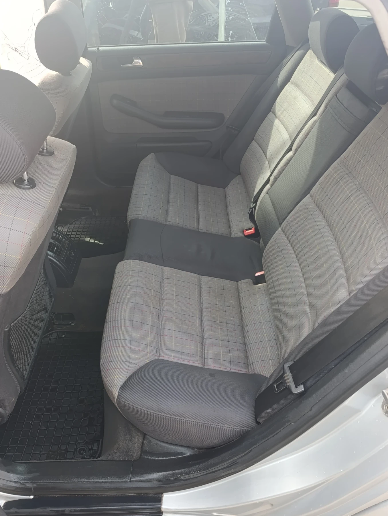 Audi A6 Allroad 2.5 TDI Quattro Ръчка, снимка 9 - Автомобили и джипове - 53685608