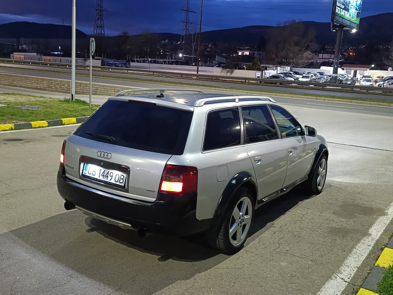 Audi A6 Allroad 2.5 TDI Quattro Ръчка, снимка 5 - Автомобили и джипове - 53685608