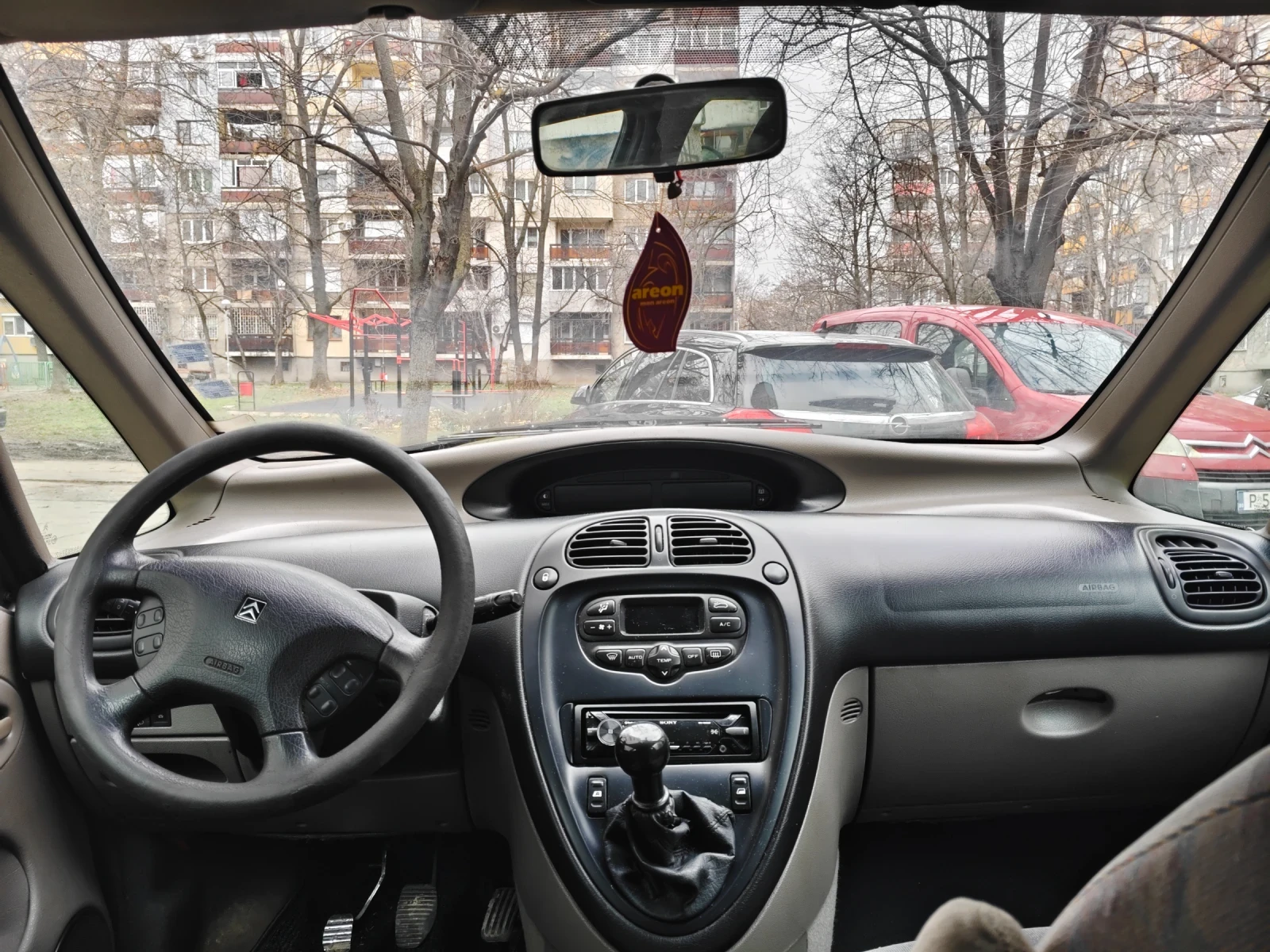 Citroen Xsara picasso, снимка 6 - Автомобили и джипове - 53715352