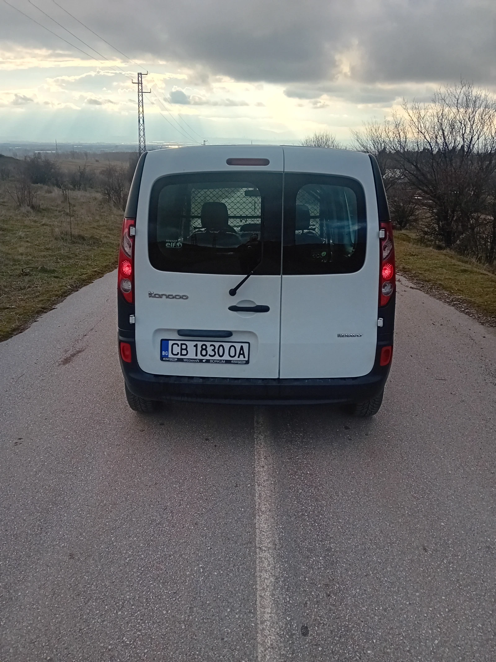 Renault Kangoo, снимка 5 - Автомобили и джипове - 53922235