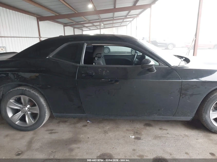 Dodge Challenger 3.6l Sxt, снимка 13 - Автомобили и джипове - 53953076