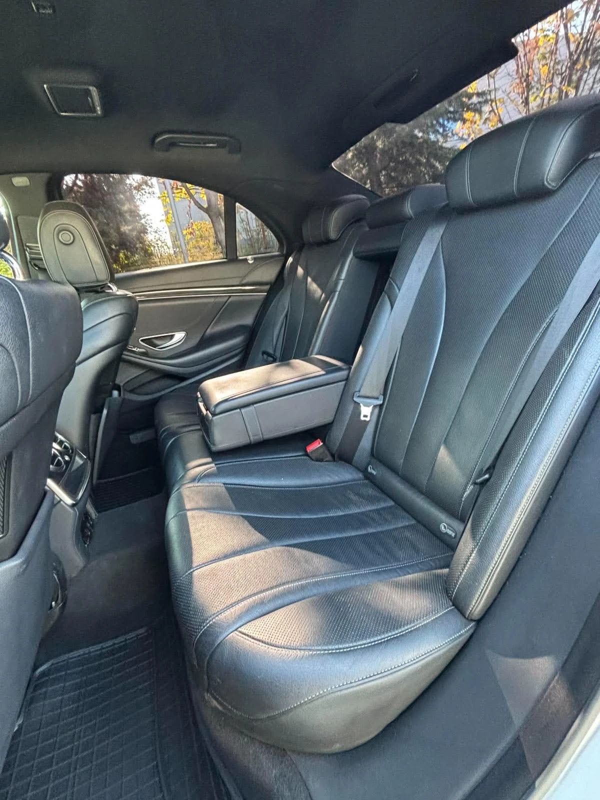Mercedes-Benz S 350 4Matic AMG-Пакет, снимка 10 - Автомобили и джипове - 54368964