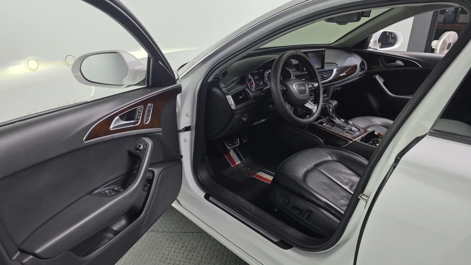 Audi A6 3.0 TFSI Quattro, снимка 10 - Автомобили и джипове - 54735742