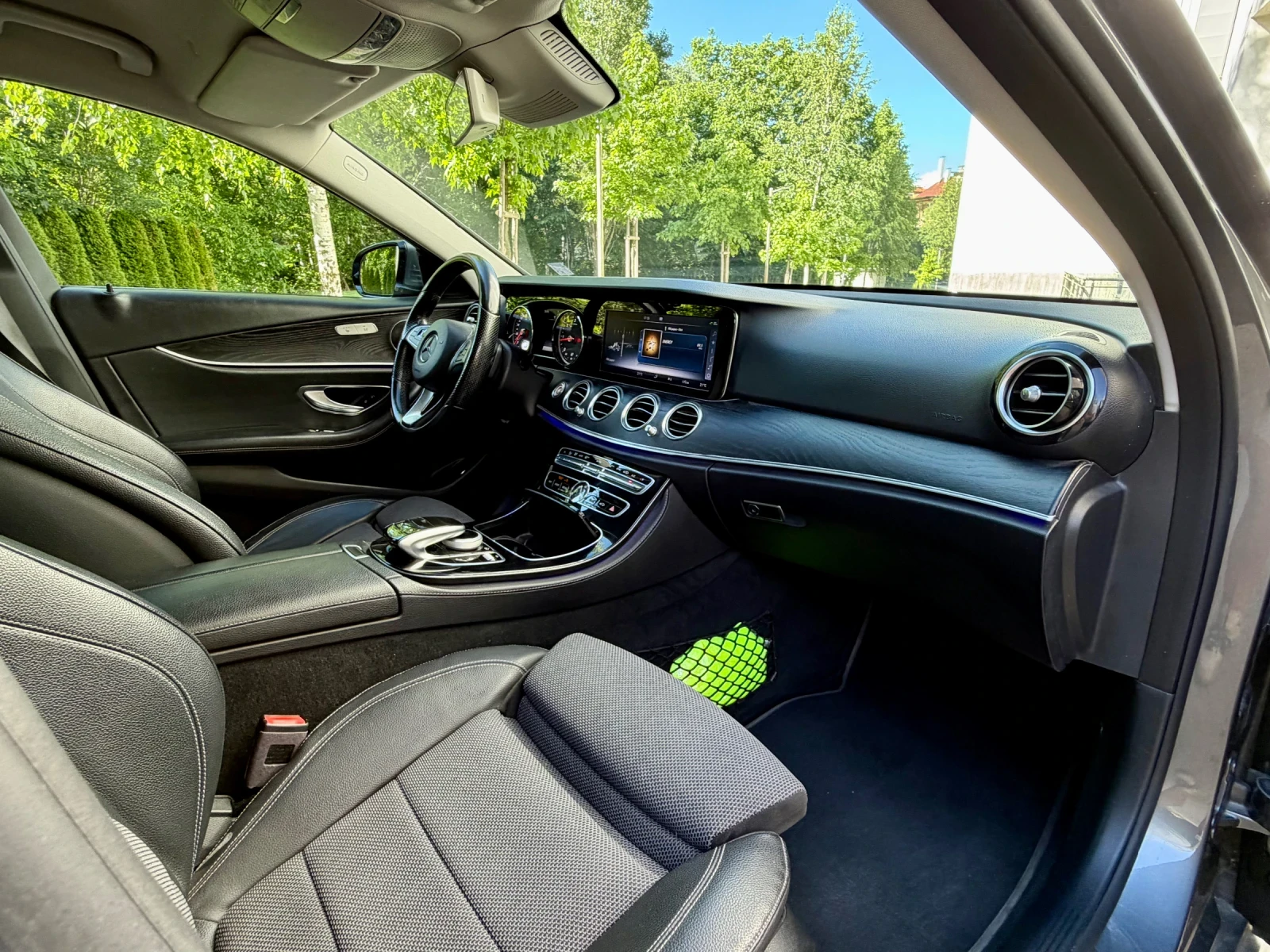 Mercedes-Benz E 220 All Terrain 4-Matic, снимка 12 - Автомобили и джипове - 54903655