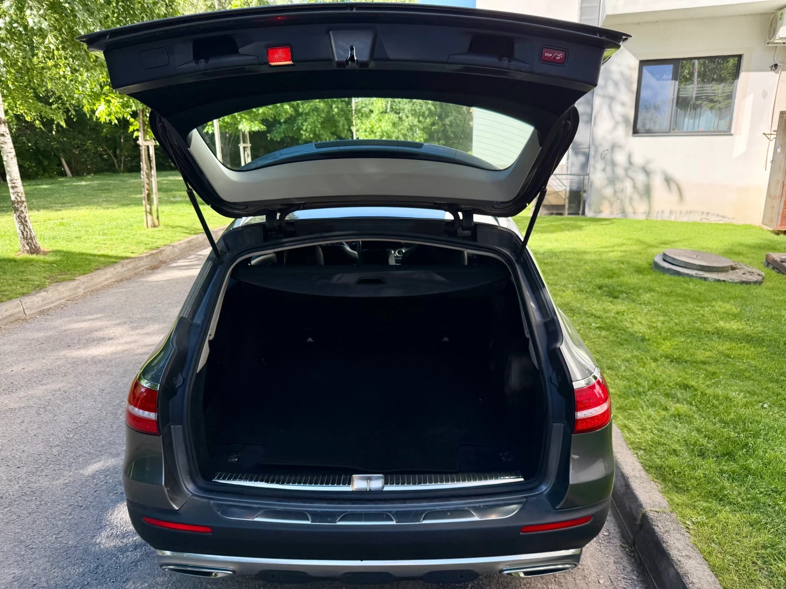 Mercedes-Benz E 220 All Terrain 4-Matic, снимка 17 - Автомобили и джипове - 54903655