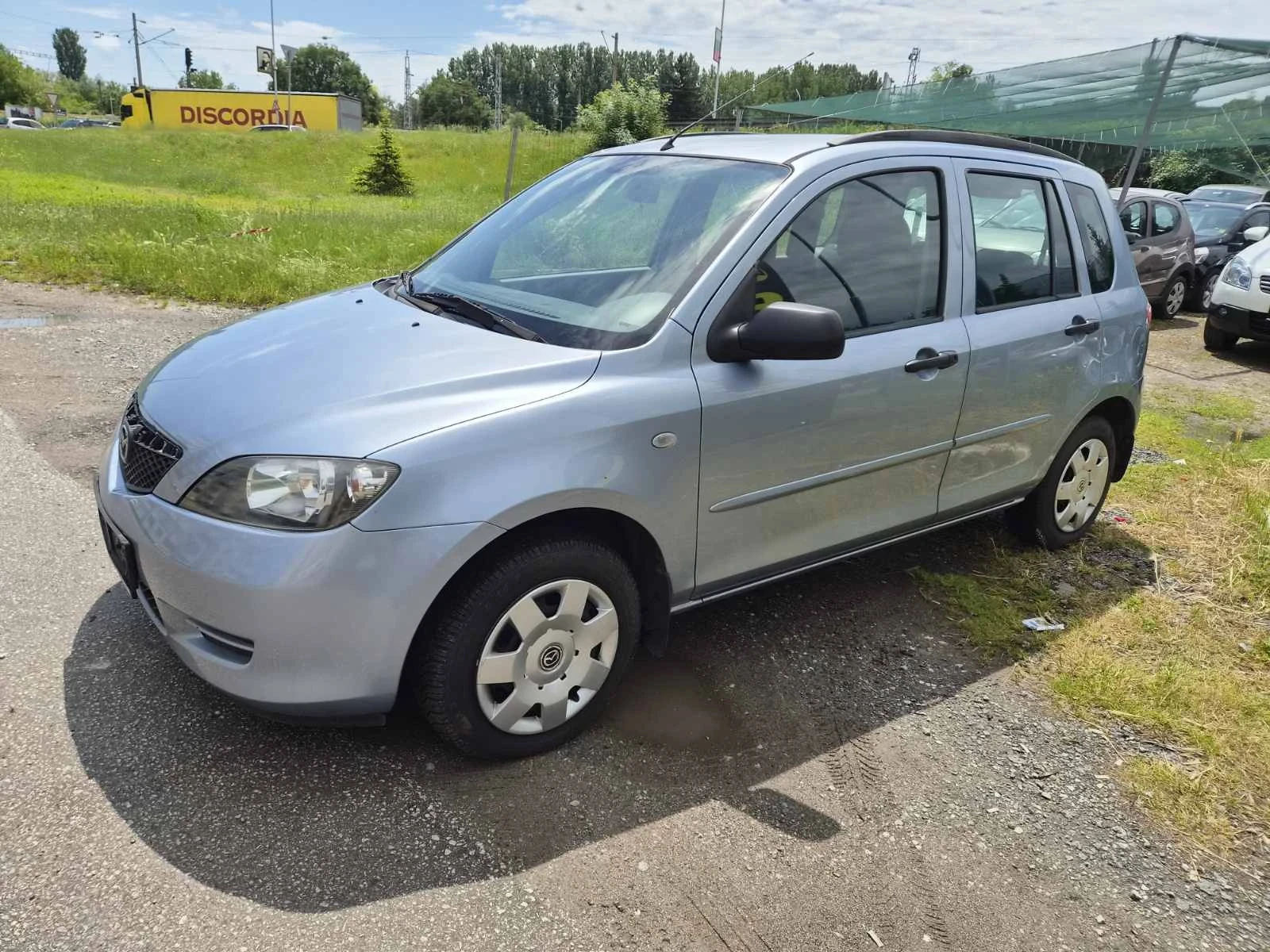 Mazda 2 1.25i, снимка 2 - Автомобили и джипове - 54904231