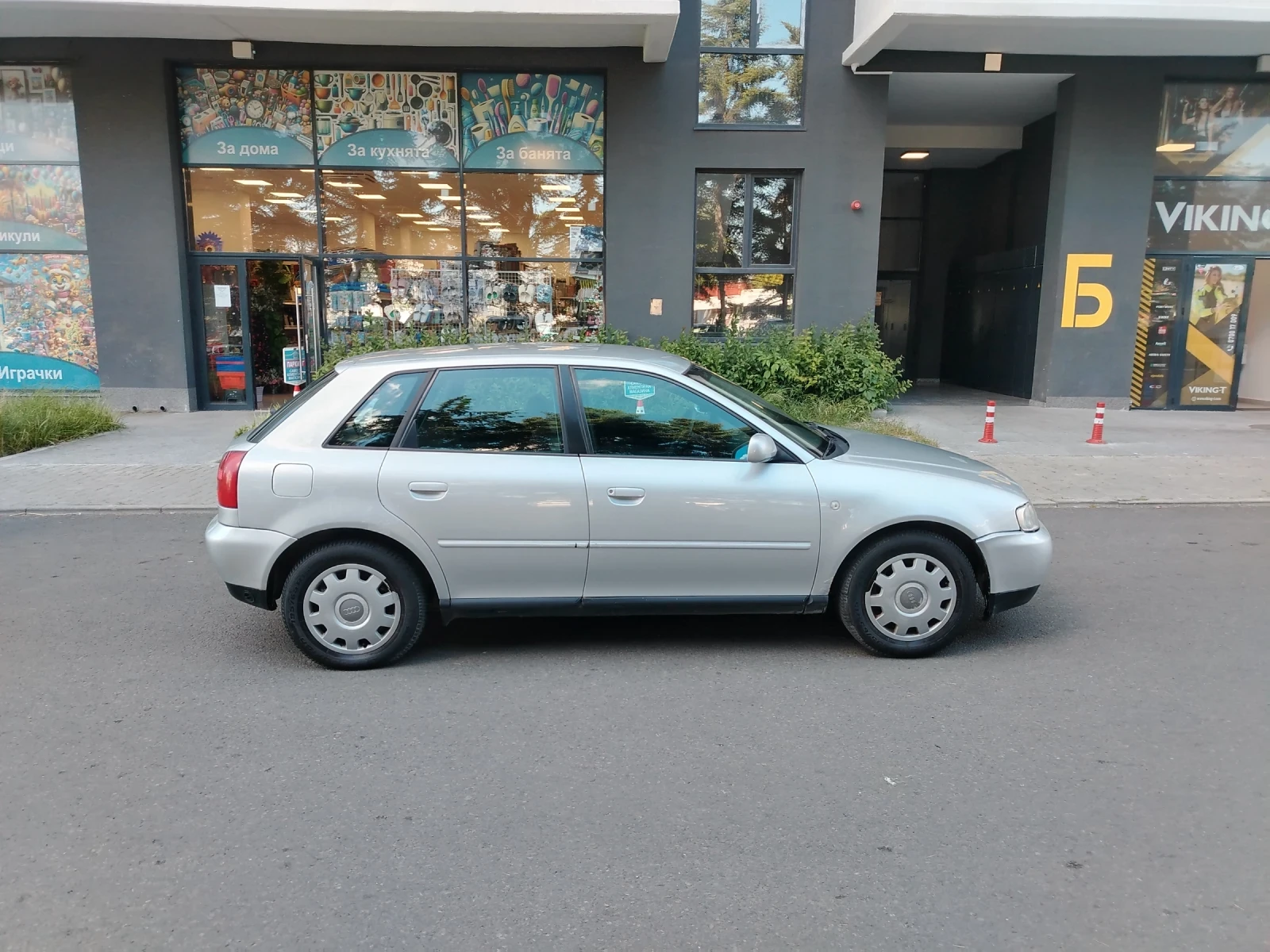 Audi A3 1.6i БЕНЗИН-ГАЗ , снимка 3 - Автомобили и джипове - 54968221