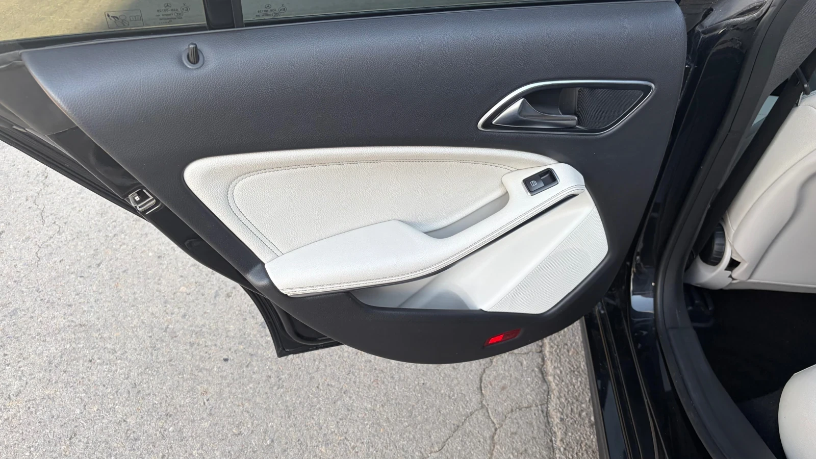 Mercedes-Benz CLA 200 Shooting Brake Executive 2.2CDI-136k.c., снимка 13 - Автомобили и джипове - 55255995