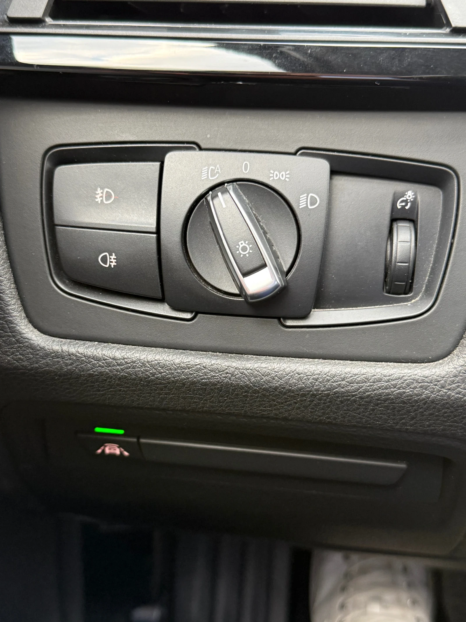 BMW 330 d xDrive Harman/Panorama, снимка 10 - Автомобили и джипове - 55397939