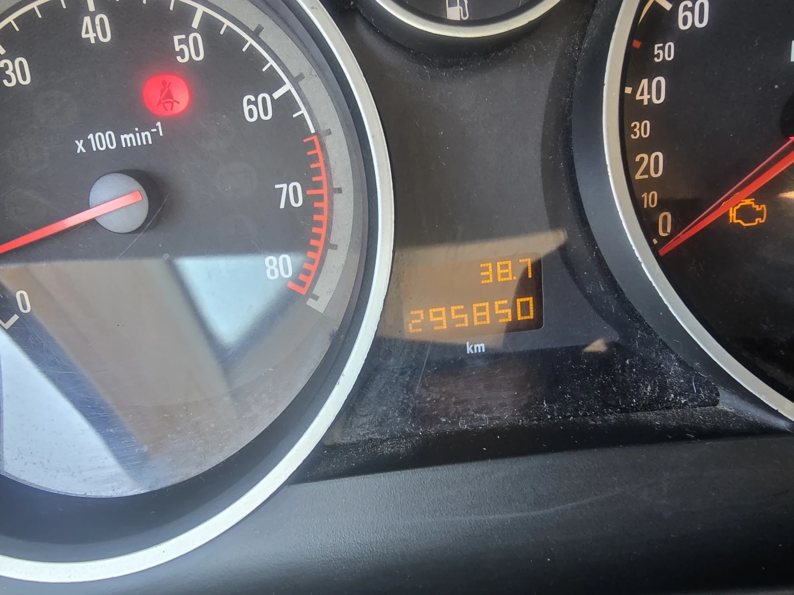 Opel Astra, снимка 10 - Автомобили и джипове - 55478403