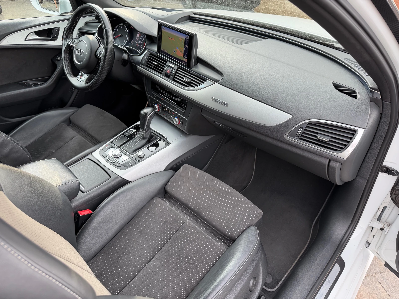Audi A6 3.0TDI S-line #DISTR#Cam360#HUD#NightVisio#MEMORY#, снимка 11 - Автомобили и джипове - 56046430