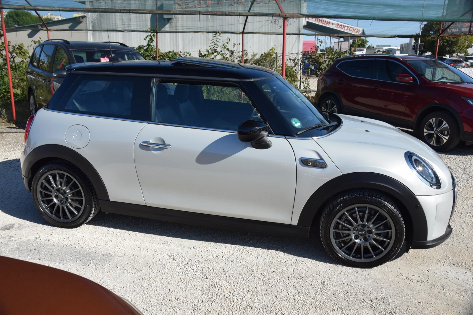 Mini Cooper s SE 184hp панорама, снимка 8 - Автомобили и джипове - 56294666